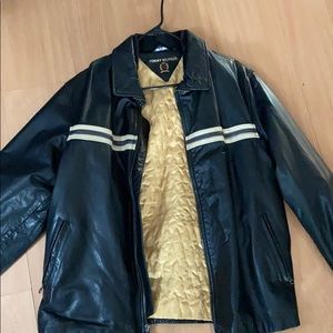 Men’s leather bomber jacket